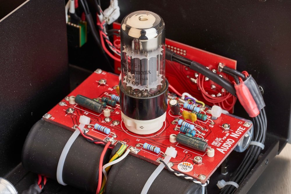 Audio Note Vindicator -6sn7 EH.jpg