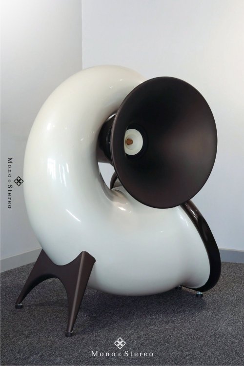 SW1X_Audio_Design_Lady-_Pearl_Horn_Loudspeakers_review_matej_isak_mono_and_stereo_2024_high_end_audiophile_luxury_audio_music_00002.jpg